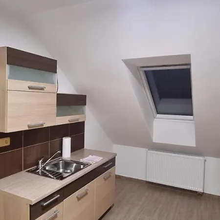 Apartment Adieu 2 *